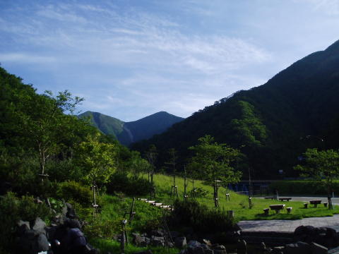 野塚岳